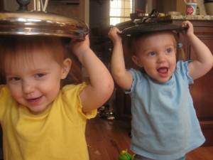 Aunt Marian also has lots of pans! Aunt Marian also has lots of pans!